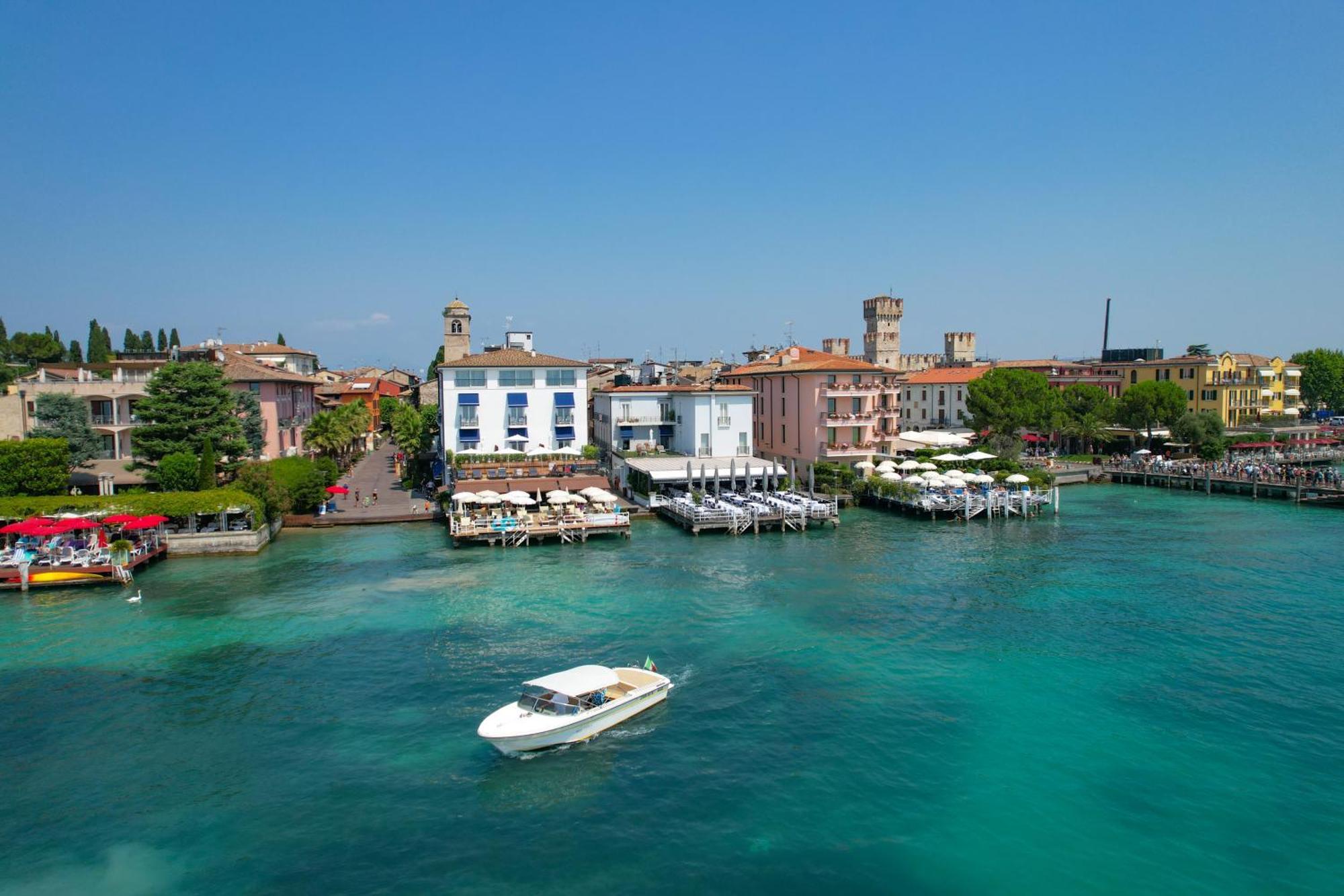 Hotel Flaminia Sirmione Exterior foto